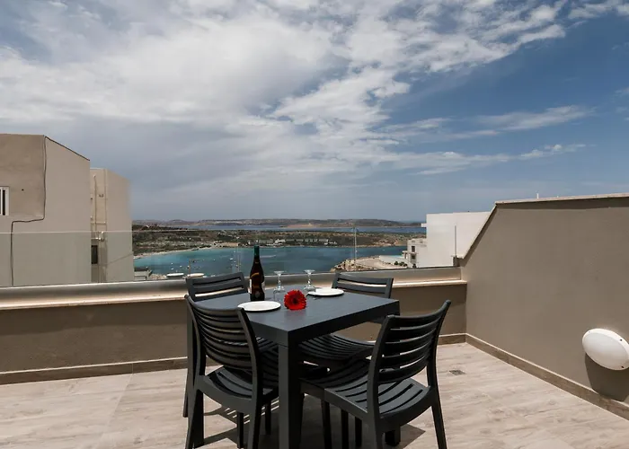 Lovely Penthouse In Mellieha-seaview By Homely Apartamento